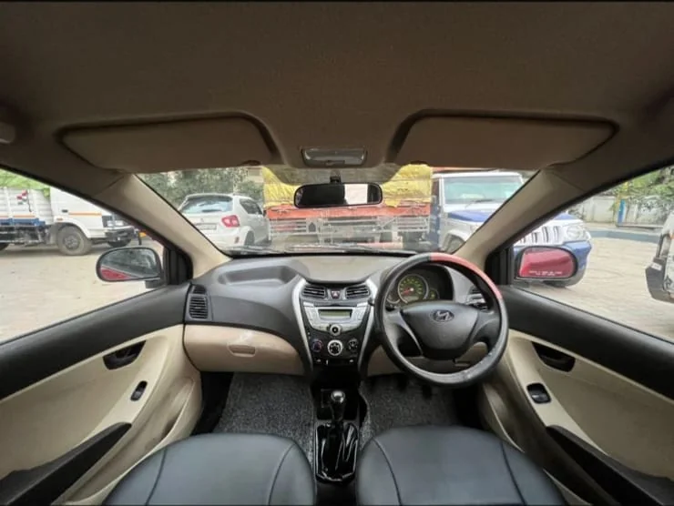 Hyundai EON - Thumbnail 7